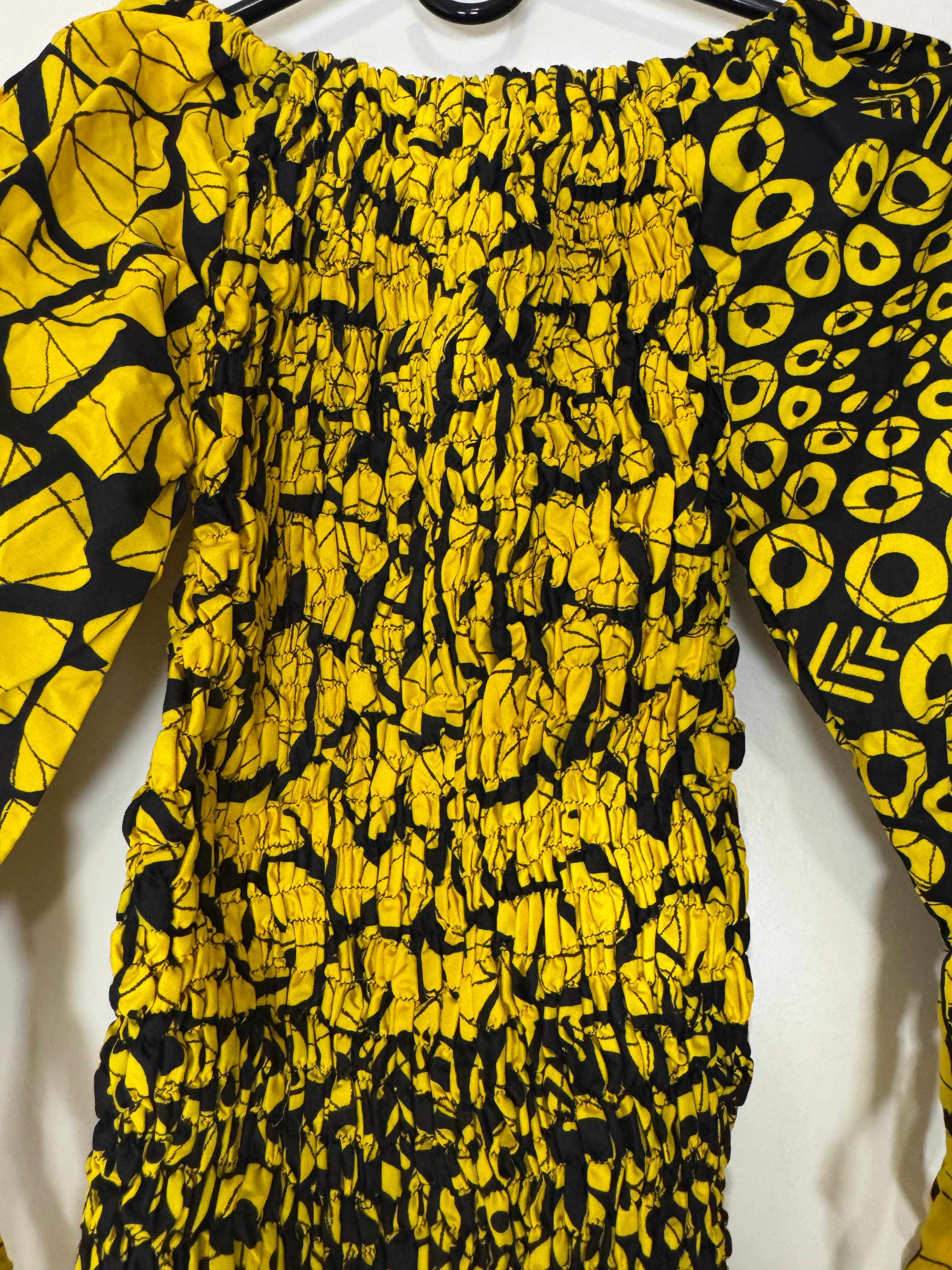 African Print Dress Women’s Fashion. Size: Fits S, M.