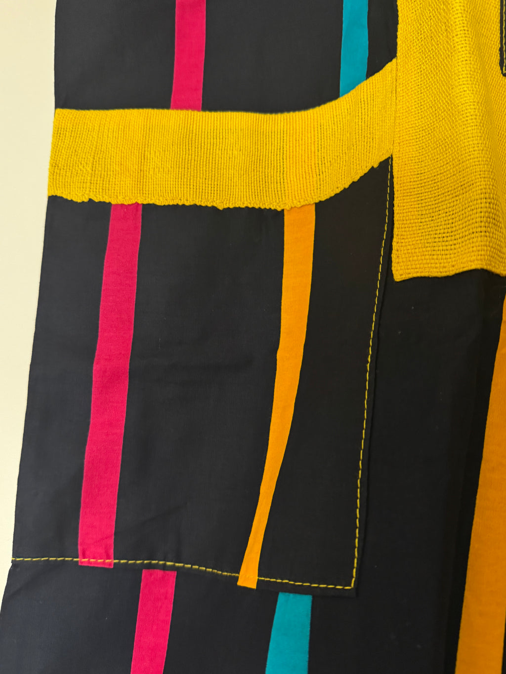African Print Dress Women’s Fashion
Long Dress. With Two Side Pockets 
Size: Fits.L , XL.