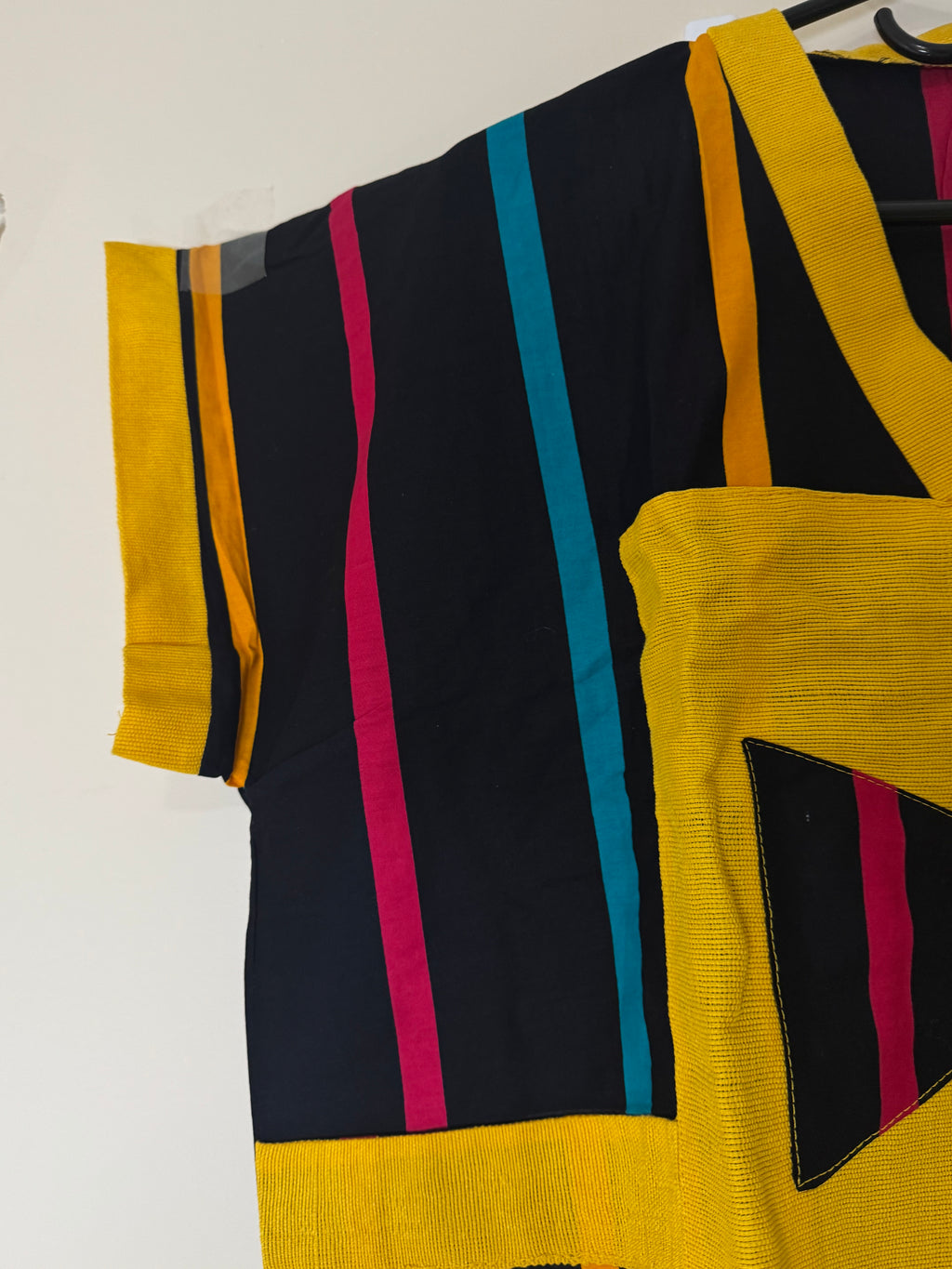 African Print Dress Women’s Fashion
Long Dress. With Two Side Pockets 
Size: Fits.L , XL.