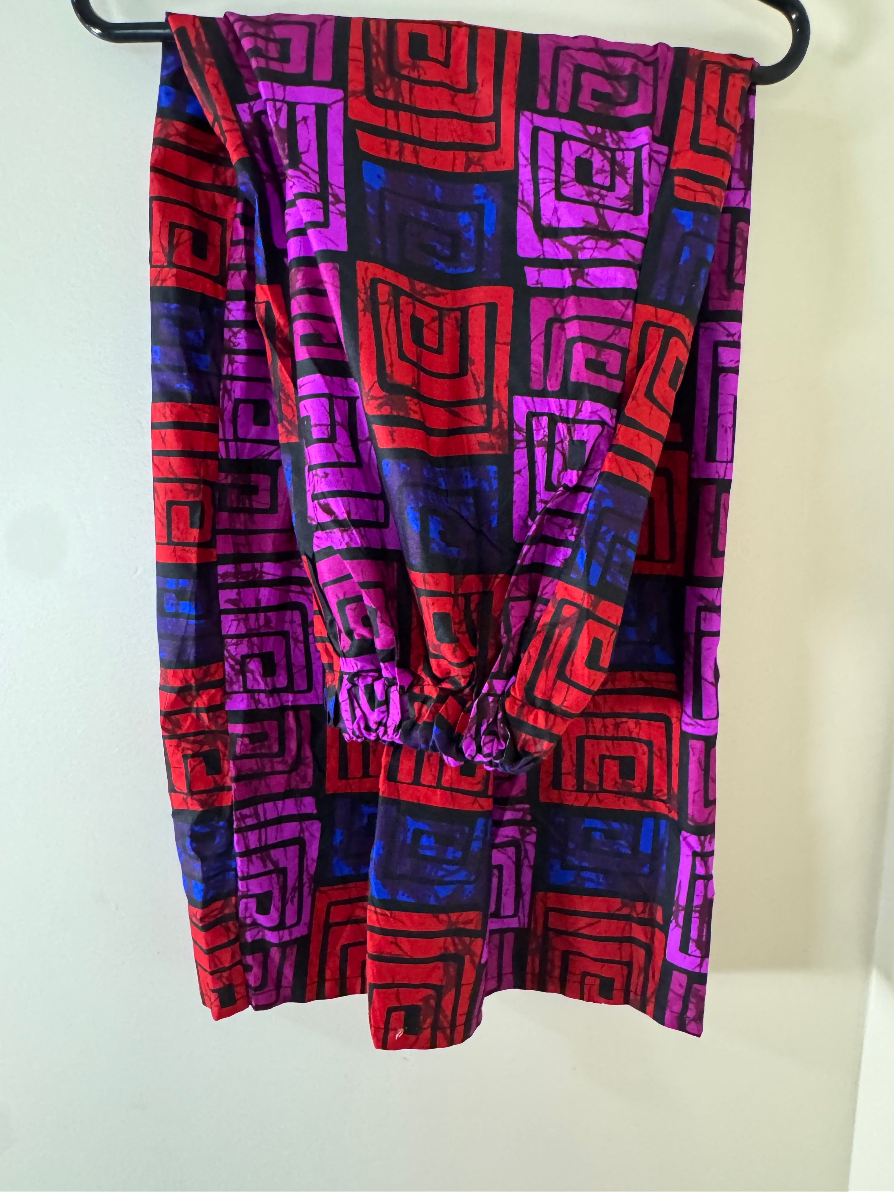 African Print Dress Women’s Fashion. Top And Pant. With Two Side Pockets Size. L