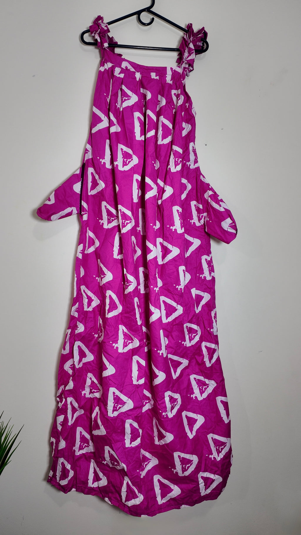 Women’s Pink/White Geometric Strappy Sleeveless Maxi Dress Long Ruffle