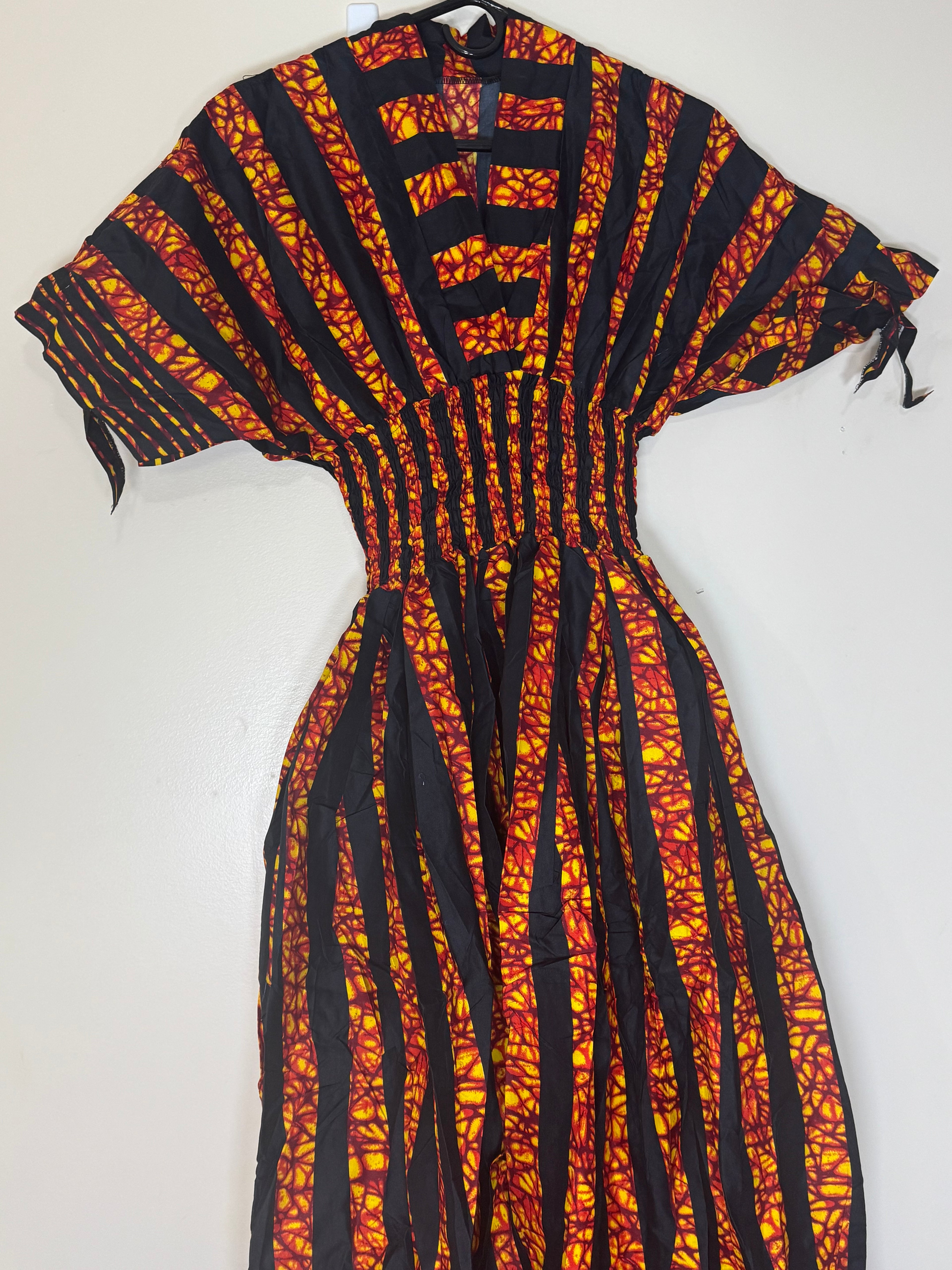 Long Dress.
Size: Fits: L, XL. With Two Pockets Side.
Comfortable, Elegant and Beautiful.
