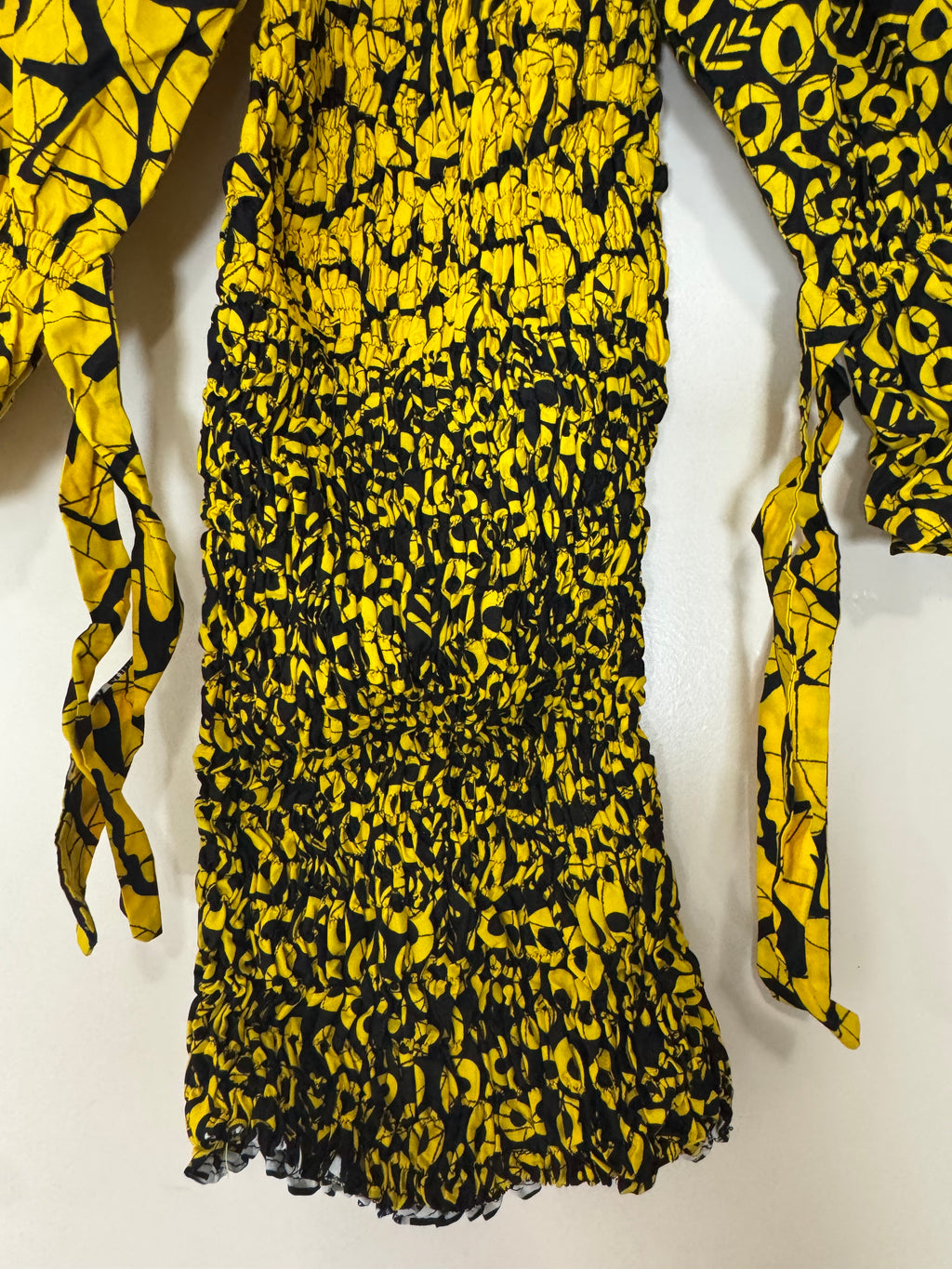 African Print Dress Women’s Fashion. Size: Fits S, M.