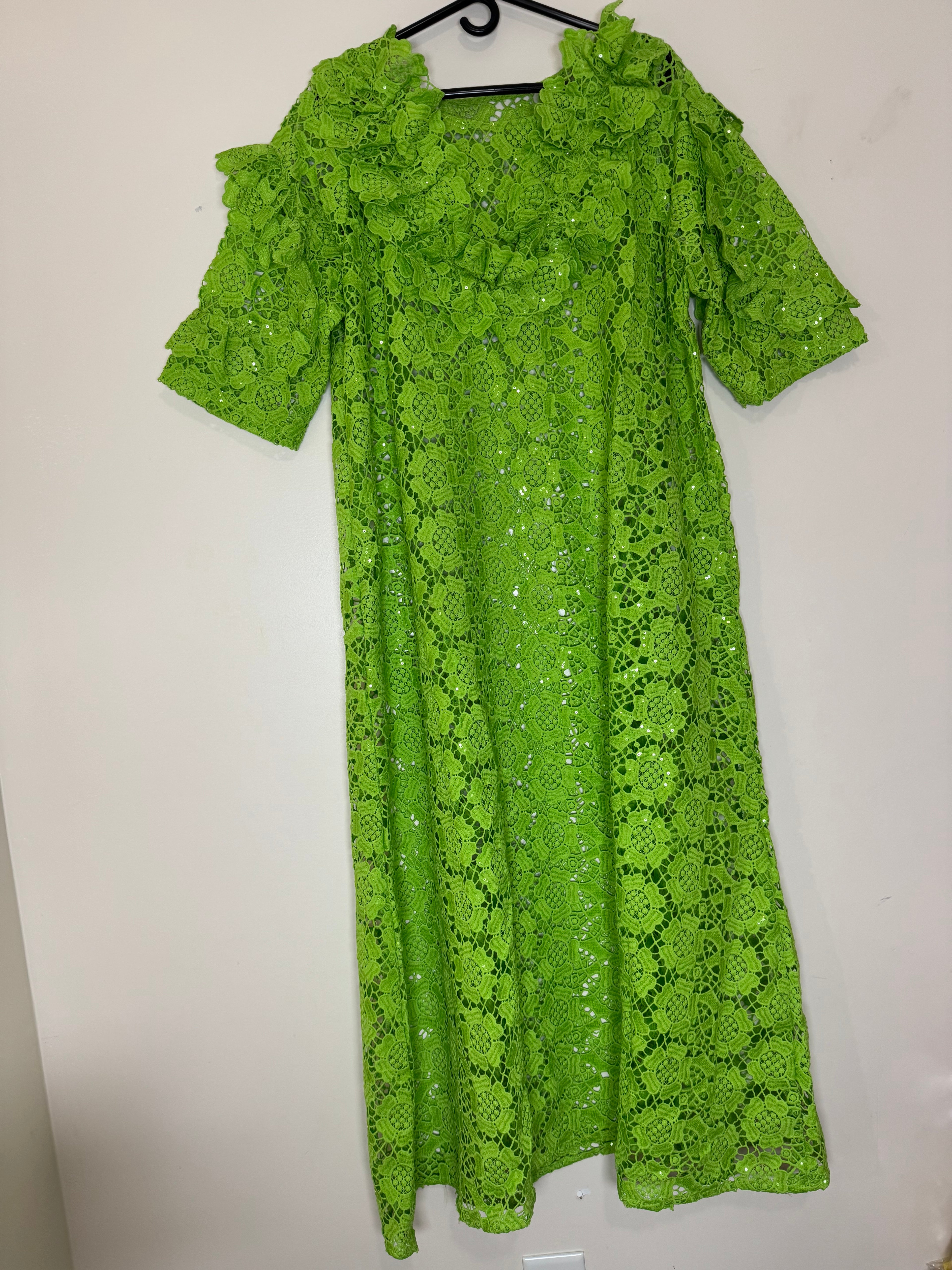 African Print Dress Women’s Fashion. 3 Piece Set. Lace Fabric.  Size: Fits L, XL