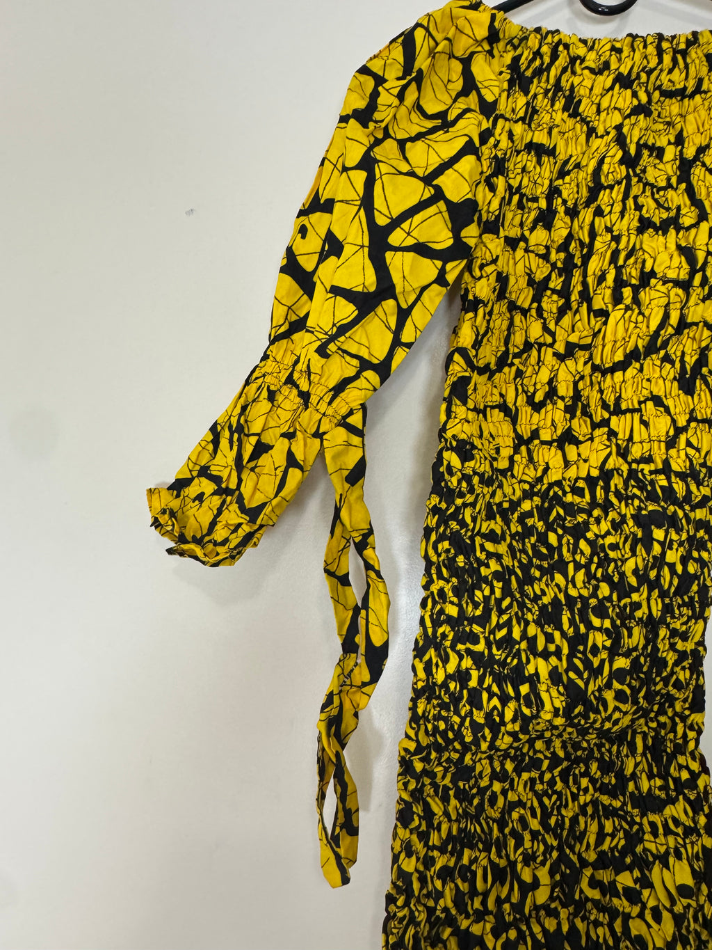 African Print Dress Women’s Fashion. Size: Fits S, M.