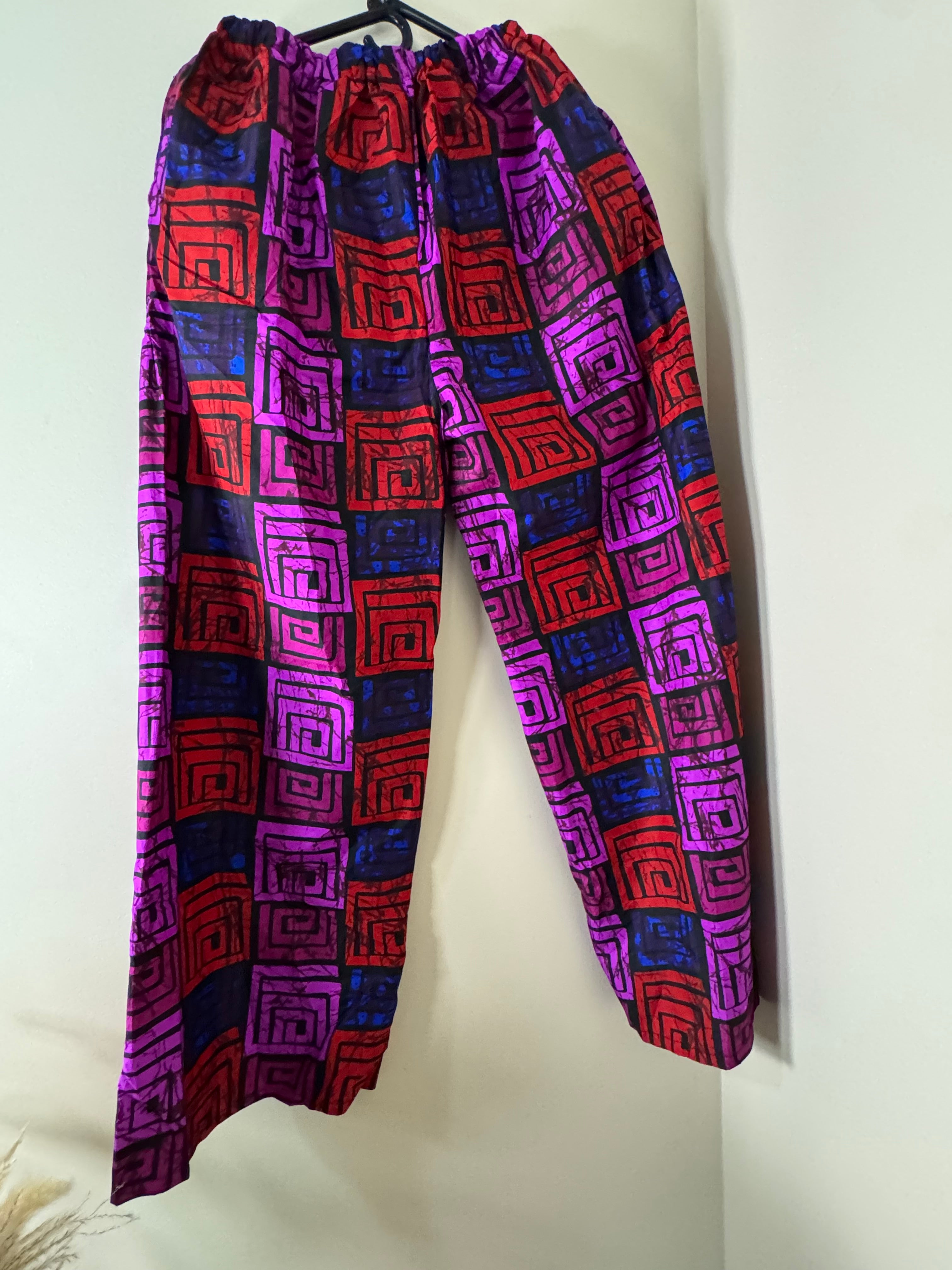 African Print Dress Women’s Fashion. Top And Pant. With Two Side Pockets Size. L