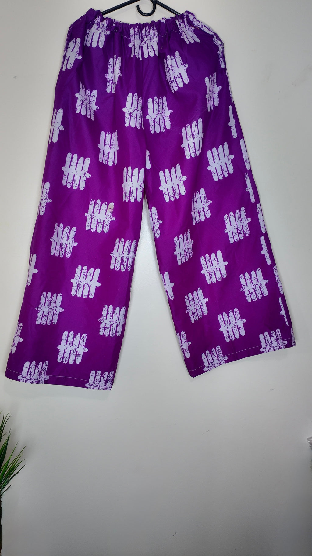 African Print Dress Women’s Fashion. 2 Piece set .  Top And Pant. Size: L