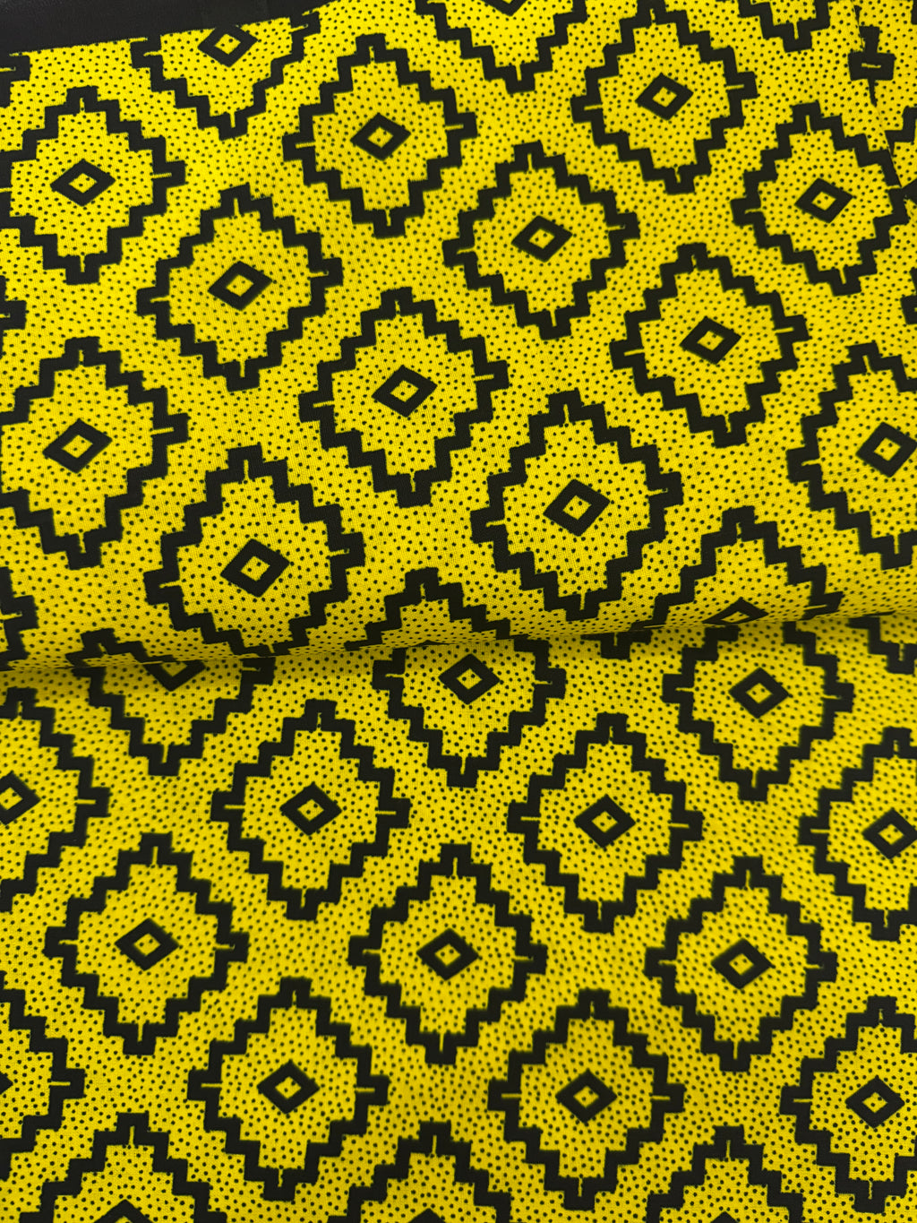 Ankara Fabric. 6 Yards. High Quality Fabric. 100% Cotton. You will buy again.