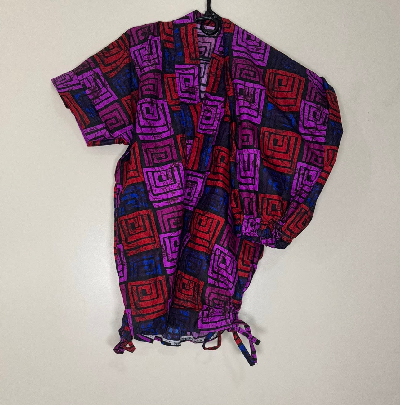 African Print Dress Women’s Fashion. Top And Pant. With Two Side Pockets Size. L