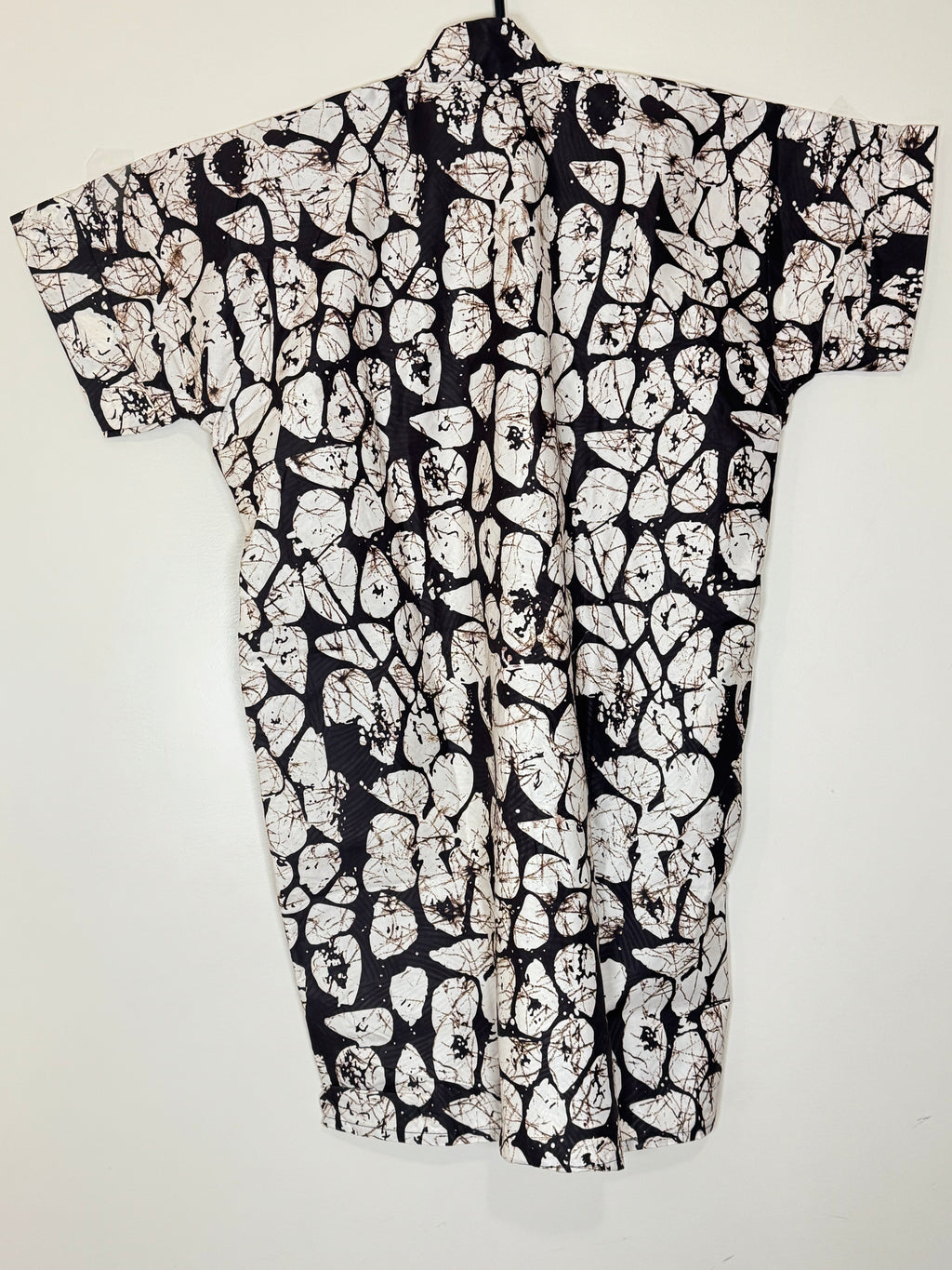Women’s Dress. 
Size: M, L