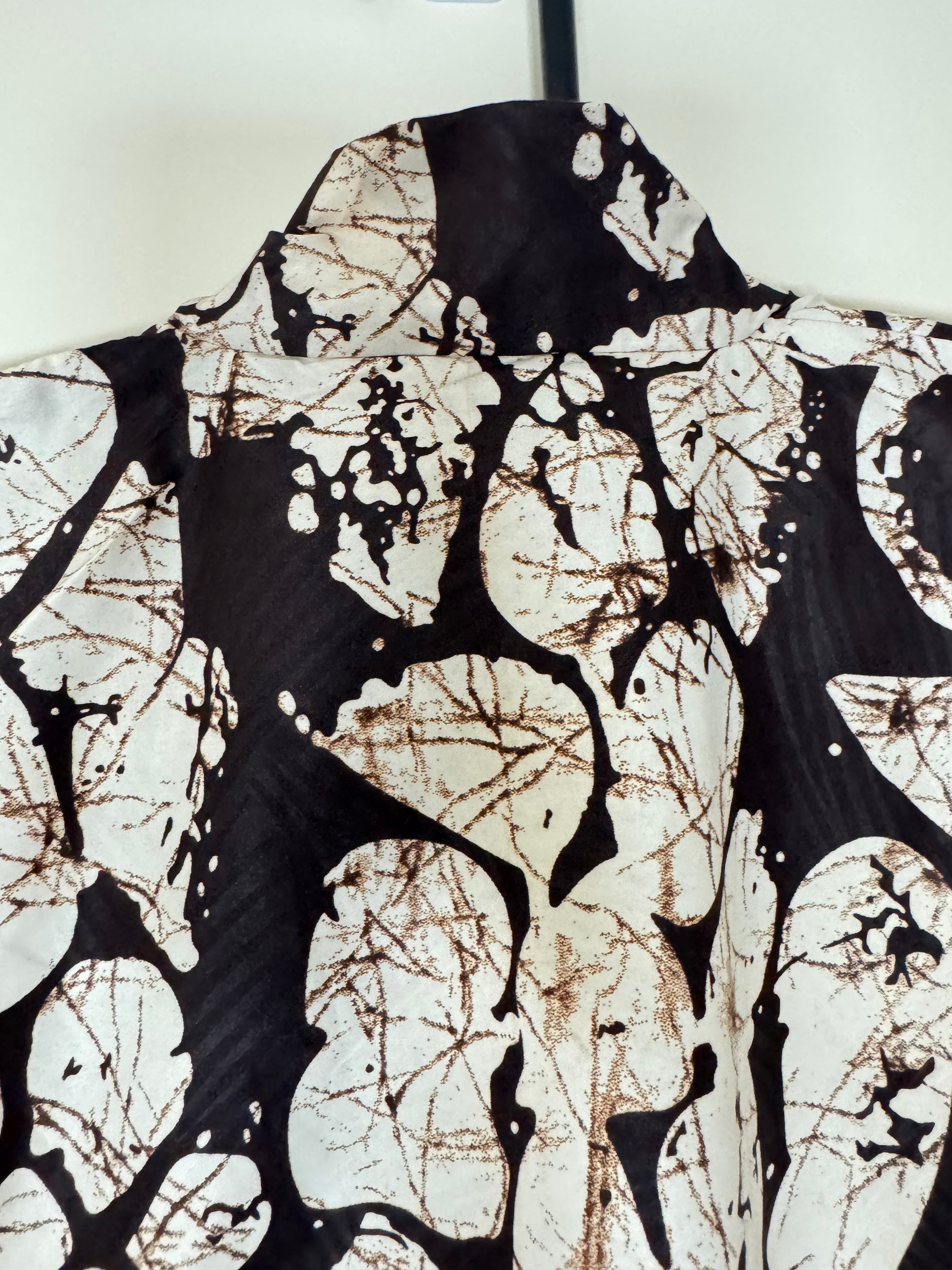 Women’s Dress. 
Size: M, L