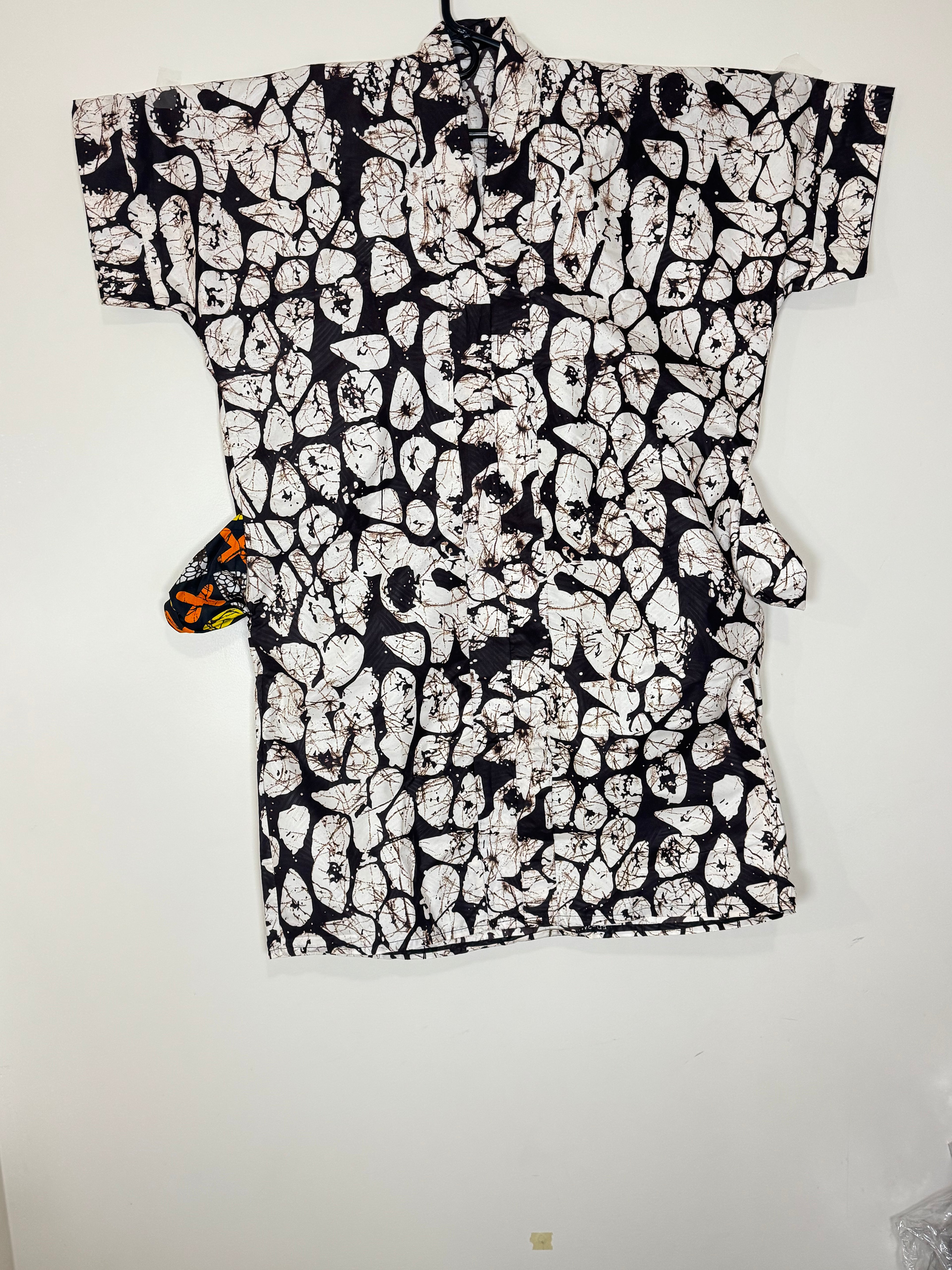 Women’s Dress. 
Size: M, L