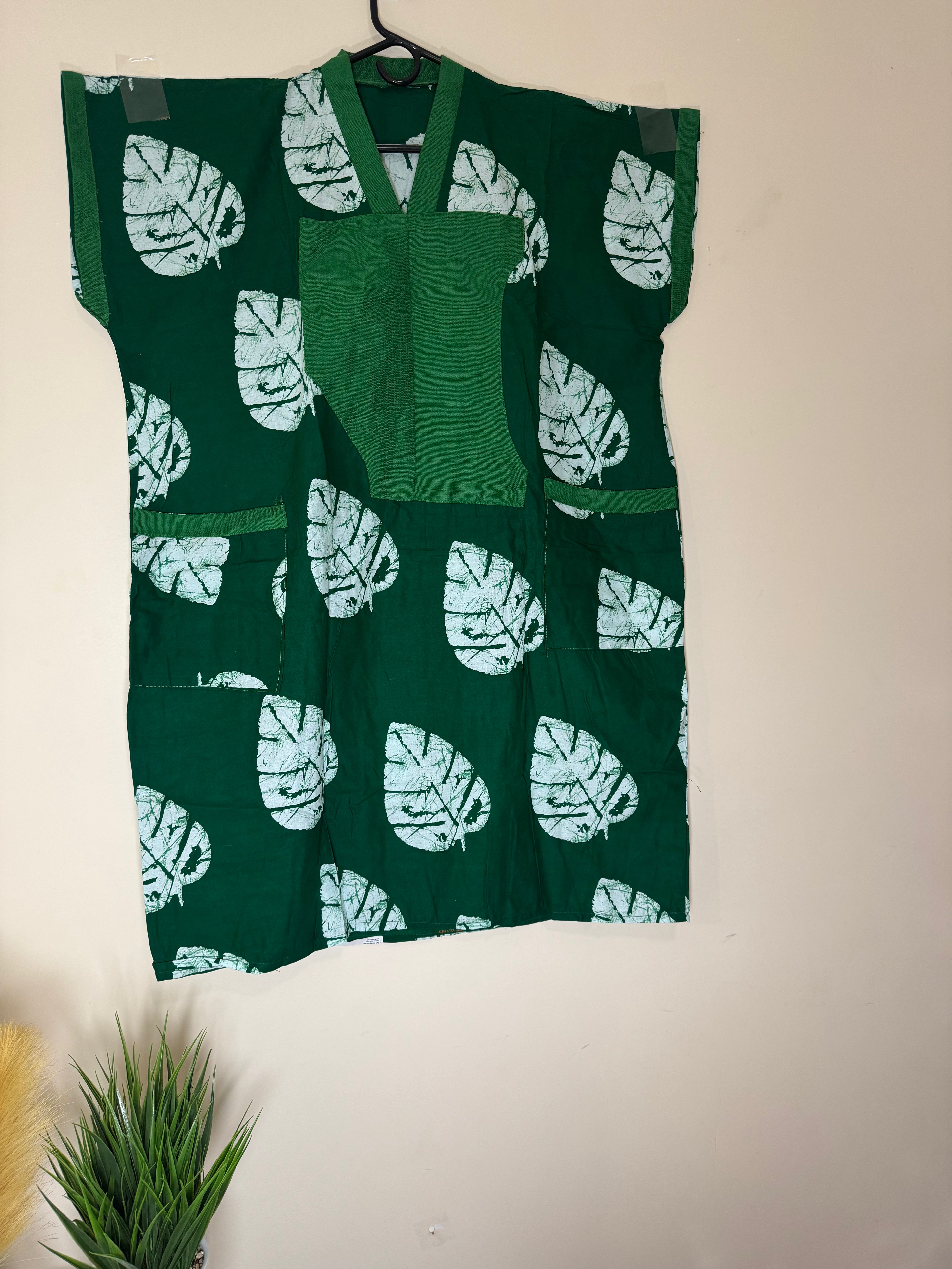 African Print Dress Women’s Fashion. Short Dress. Size: Fits.L , XL.