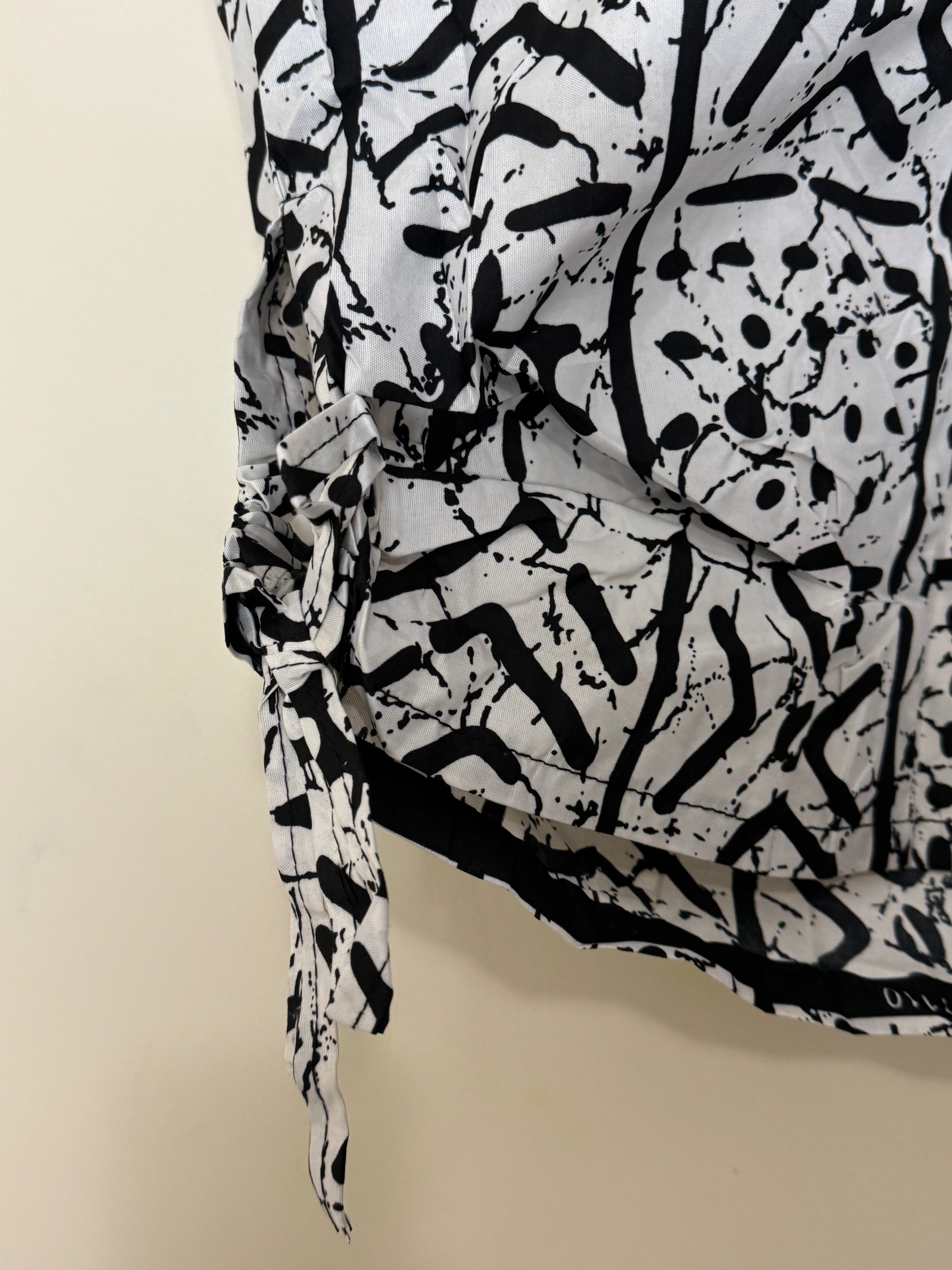 African Print Dress Women’s Fashion. 2 Piece set . Size: Fits , L,
