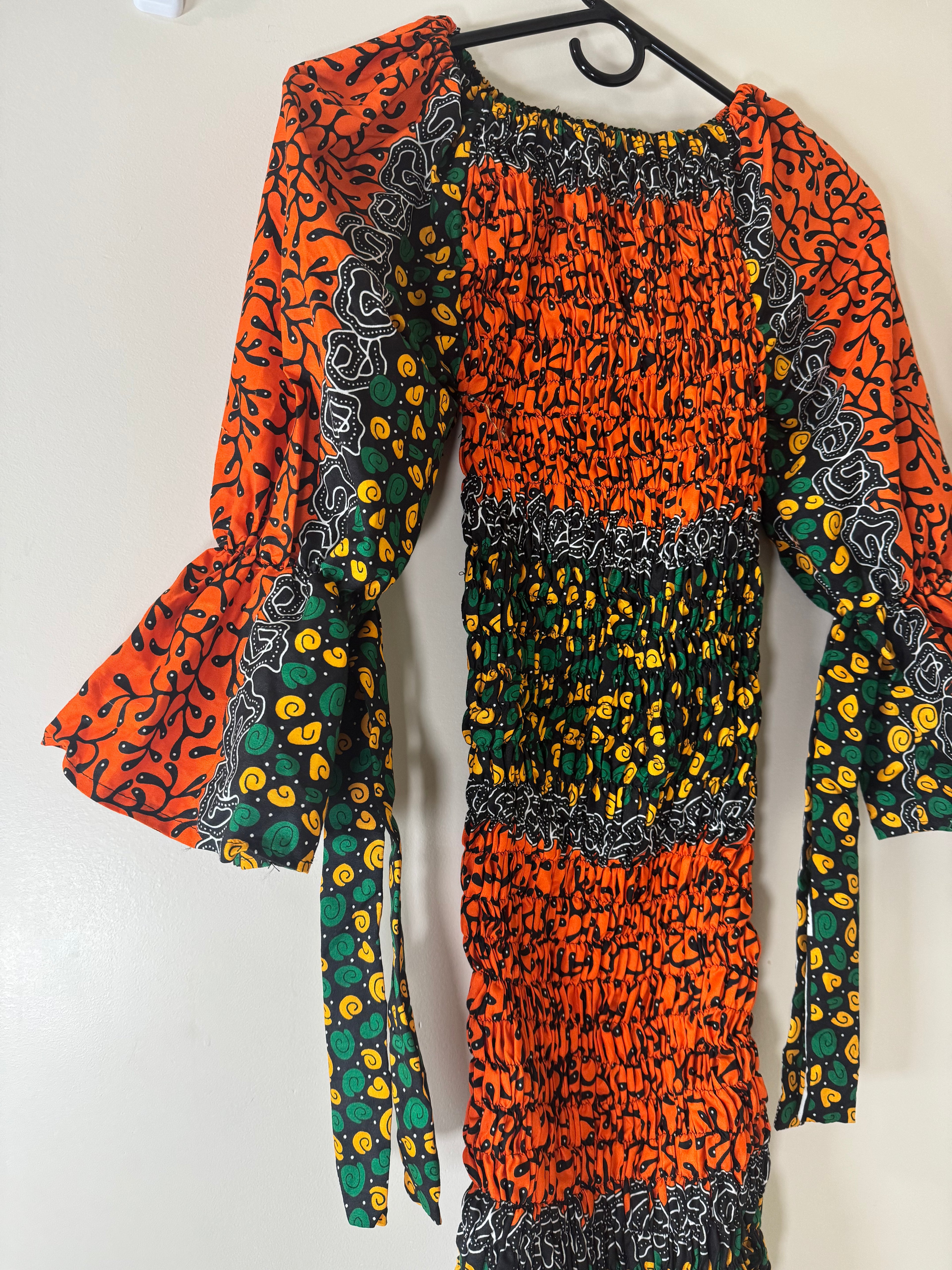 African Print Dress Women’s Fashion. Size: Fits S, M.