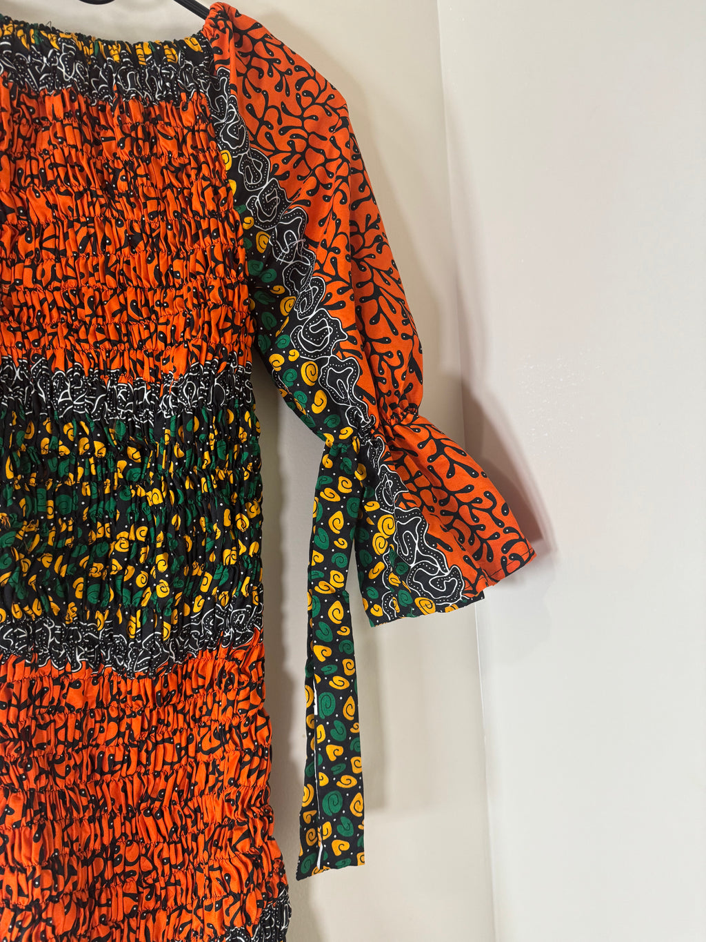 African Print Dress Women’s Fashion. Size: Fits S, M.