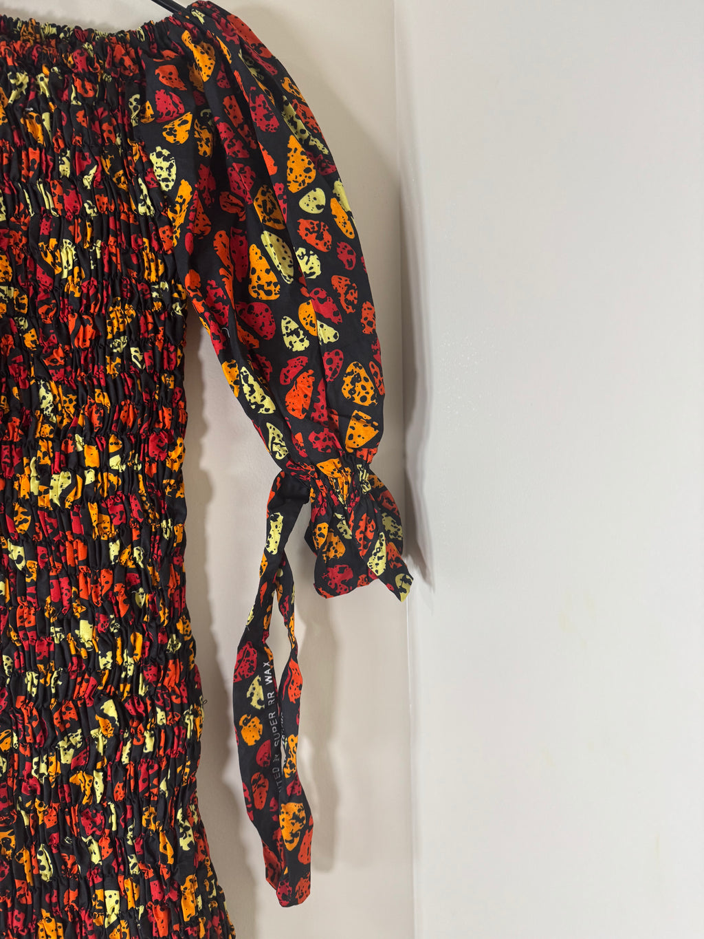 African Print Dress Women’s Fashion. Size: Fits S, M.