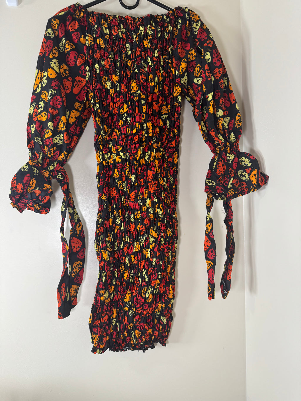 African Print Dress Women’s Fashion. Size: Fits S, M.