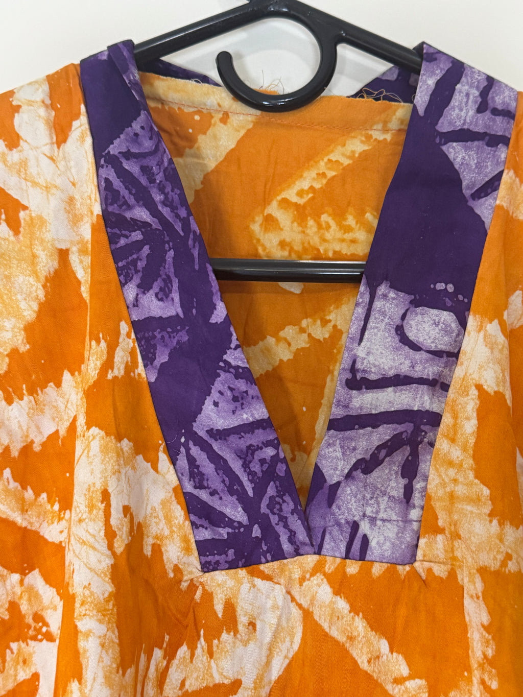 African Print Dress Women’s Fashion. Two Piece Set. Size: Fits L, XL.