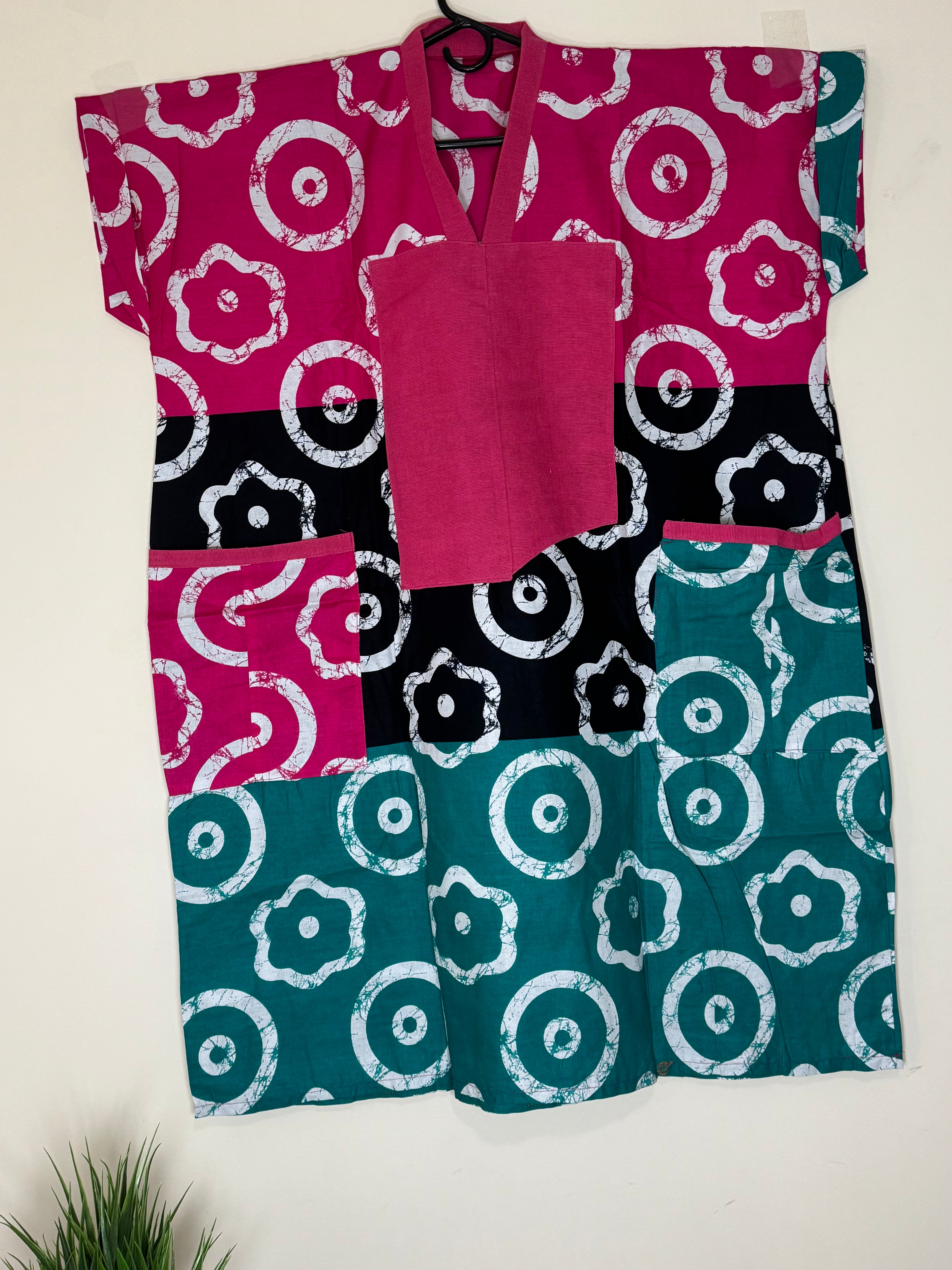 African Print Dress Women’s Fashion. Short Dress. Size: Fits.L , XL.