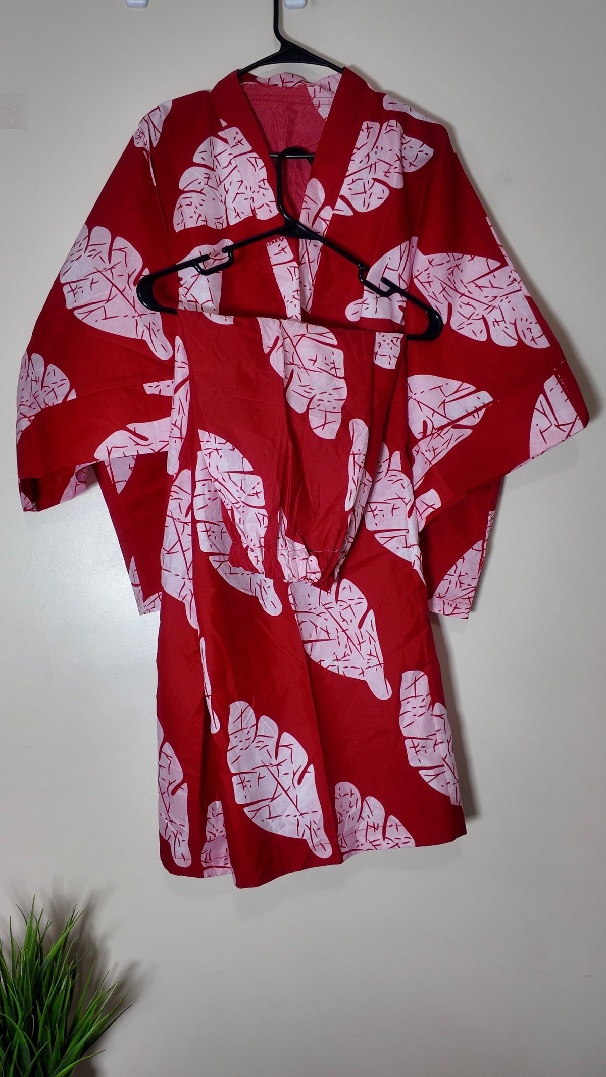 African Print Dress Women’s Fashion. 2 Piece set .  Top And Pant. Size: L, XL