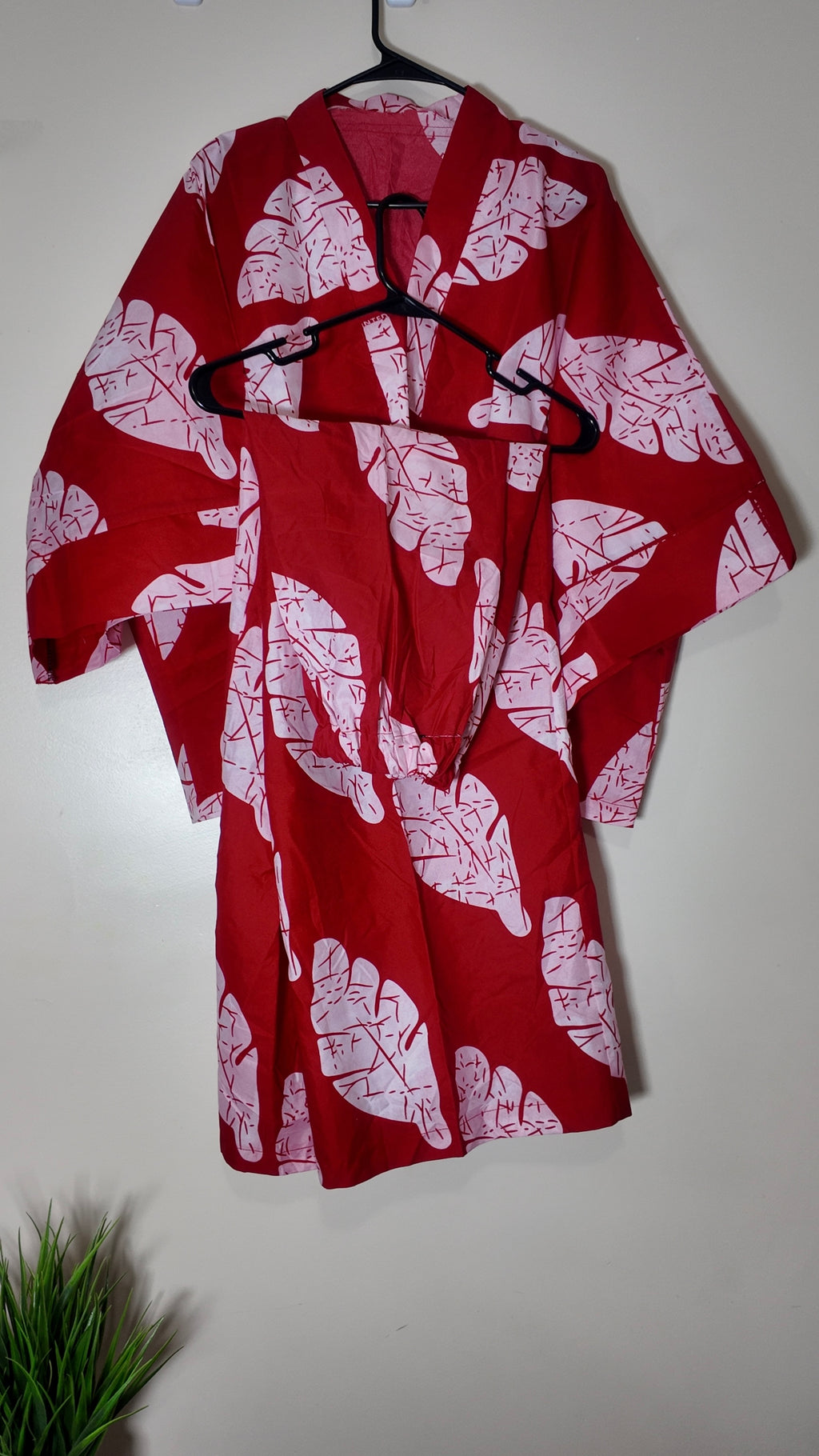 African Print Dress Women’s Fashion. 2 Piece set .  Top And Pant. Size: L, XL